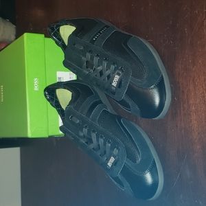 HUGO BOSS STIVEN SUEDE TRIM SNEAKERS